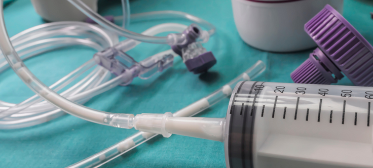 Spuiten en toebehoren voor medische voeding